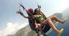 Tatilde Yamaç Paraşütü Yapan Turist Havada Korku Dolu Anlar Yaşadı