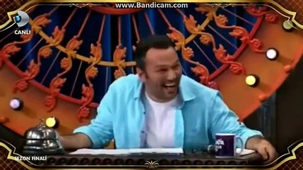 ---Hunharca Gülen Adam Beyaz Show'da [HD] 720p - YouTube