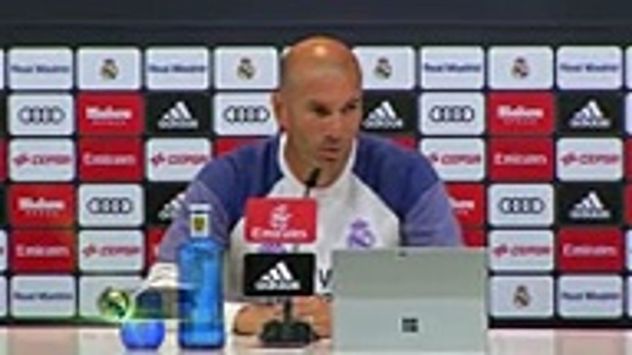 Foot - ESP - Real Madrid _ Zidane «Content de Varane»
