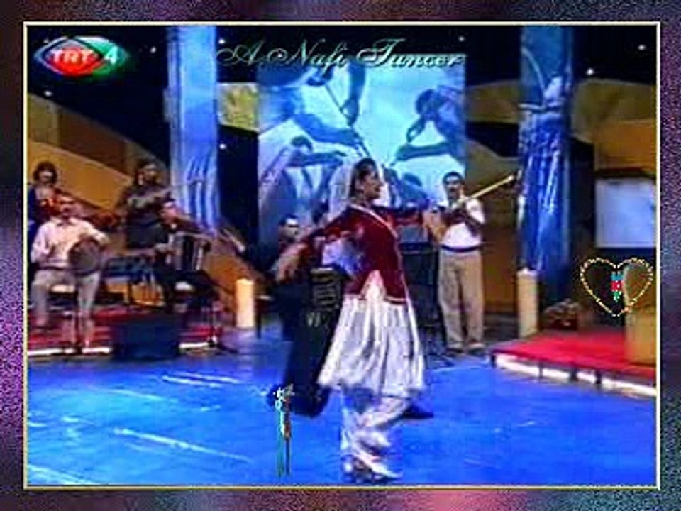 TÜRK DÜNYASI MÜZİK TOPLULUĞU & Arif AZERTÜRK (Tar) *NAZ EYLEME*