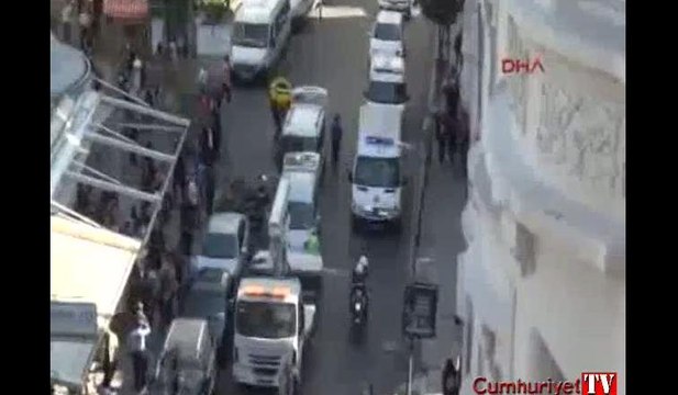 Tarık Akan'ın cenazesi Teşvikiye Camii'ye getirildi