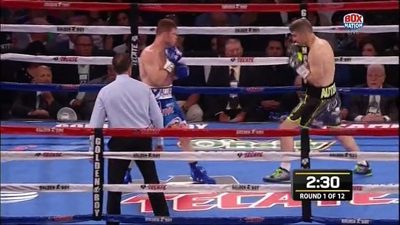 Liam Smith vs Saul Alvarez
