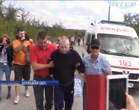 Освобожденных из плена украинцев доставили в госпиталь 18.09.2016