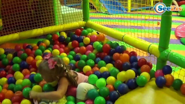 VLOG Развлекательный Центр С ХЕЛЛО КИТТИ Видео Для Детей Playground Fun video Kids Amusement Park
