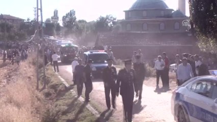 Şehit Uzman Jandarma Onbaşı Hüseyin Efe Son Yolculuğuna Uğurlandı