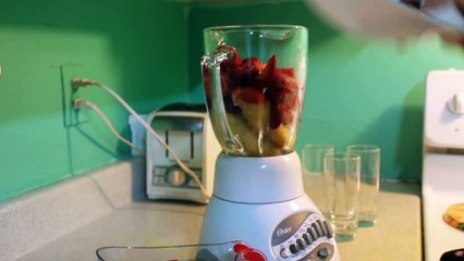 Banana strawberry smoothie