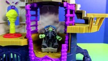 Imaginext Mad Scientist Lab Creates Replica Supervillains To Capture Green Lantern And Cyborg
