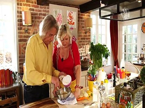 Vivolta - Chéri(e) qu-est-ce qu-on mange (Viva España ) - 27-08-2016 11h45 35m (19593)_xvid