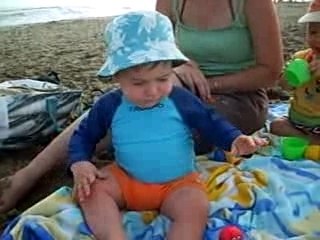 Raphaël et Bastien à la plage