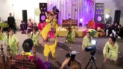 Desi Mehndi Dance Battle _ Girls vs Boys
