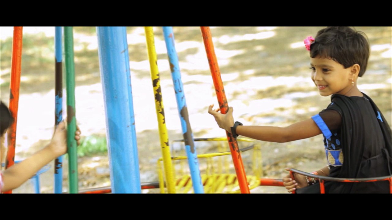 Manasantha Nuvvu Movie Trailer