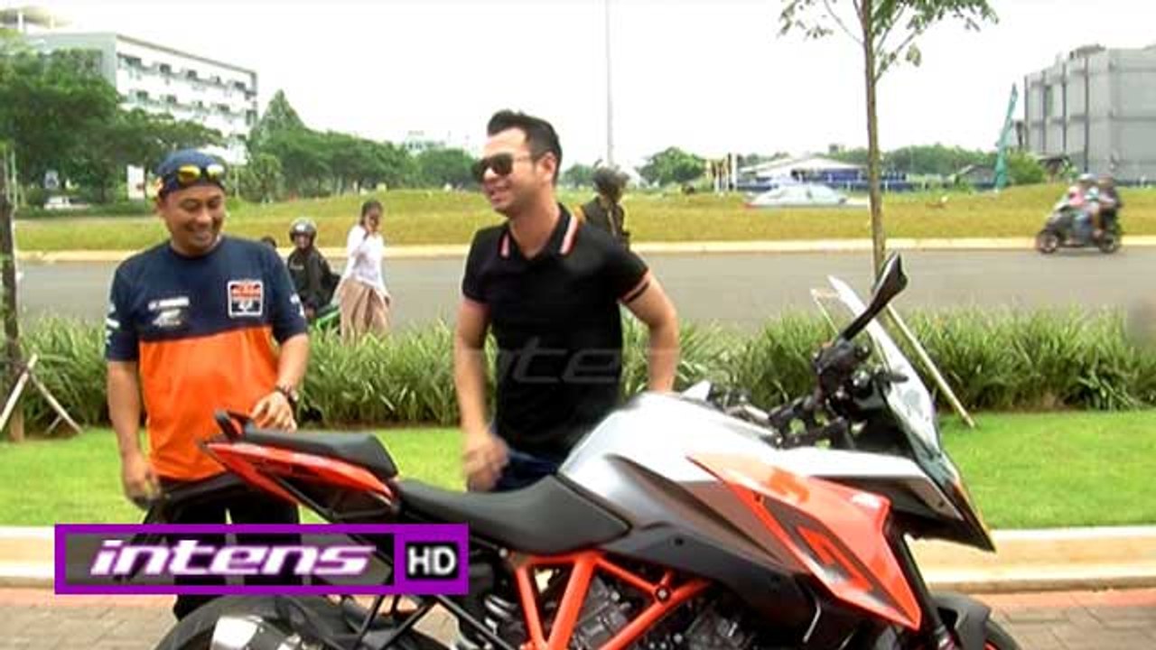 Diterpa Isu Miring, Raffi Pamer Motor Baru - Intens 19 September 2016