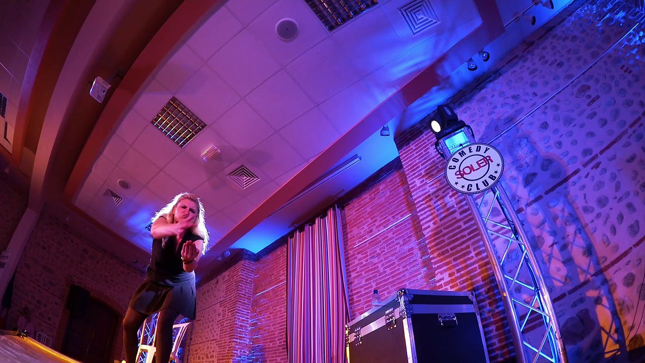 Elodie Decker @ Soler Comedy Club