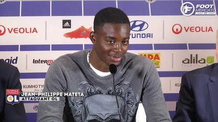OL : Mateta raconte sa drôle de célébration
