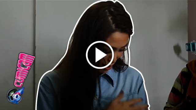 Niat Promo Baju, Eh Payudara Jessica Iskandar Kepencet - Cumicam 19 September 2016