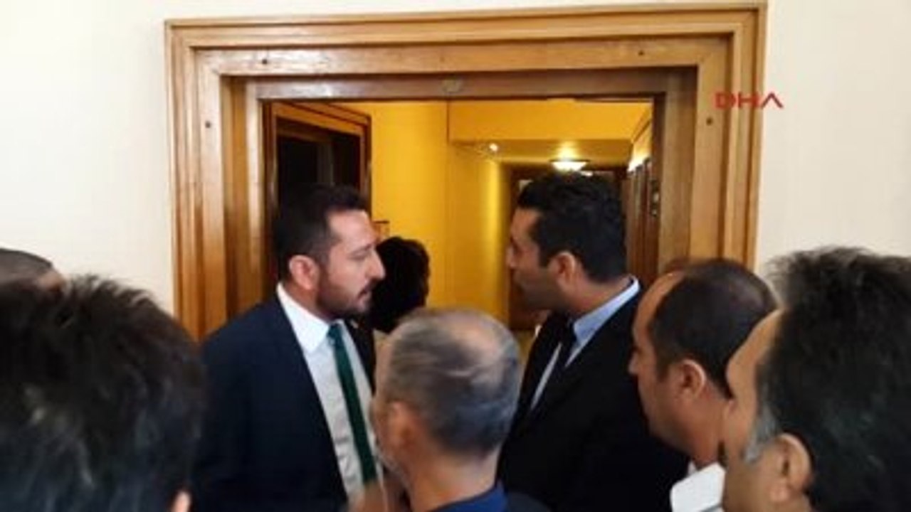 Meclis?te Basın Toplantı Salonuna Giremeyince Tuvalet Önünde Açıklama Yapıldı 3