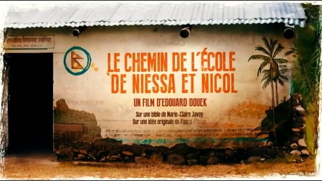 Les chemins de l'école - Niessa et Nicol, Philippines