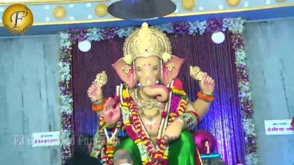 Anil Kapoor Visits Andheri Ka Raja for Blessings ✨