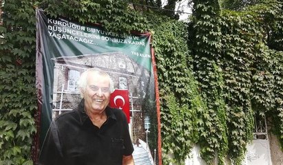 Tarık Akan'ın kurucusu olduğu Taş Mektep'te hüzünlü açılış