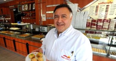 Ünlü Baklavacı Nejat Güllü'ye FETÖ'den Yakalama Kararı!