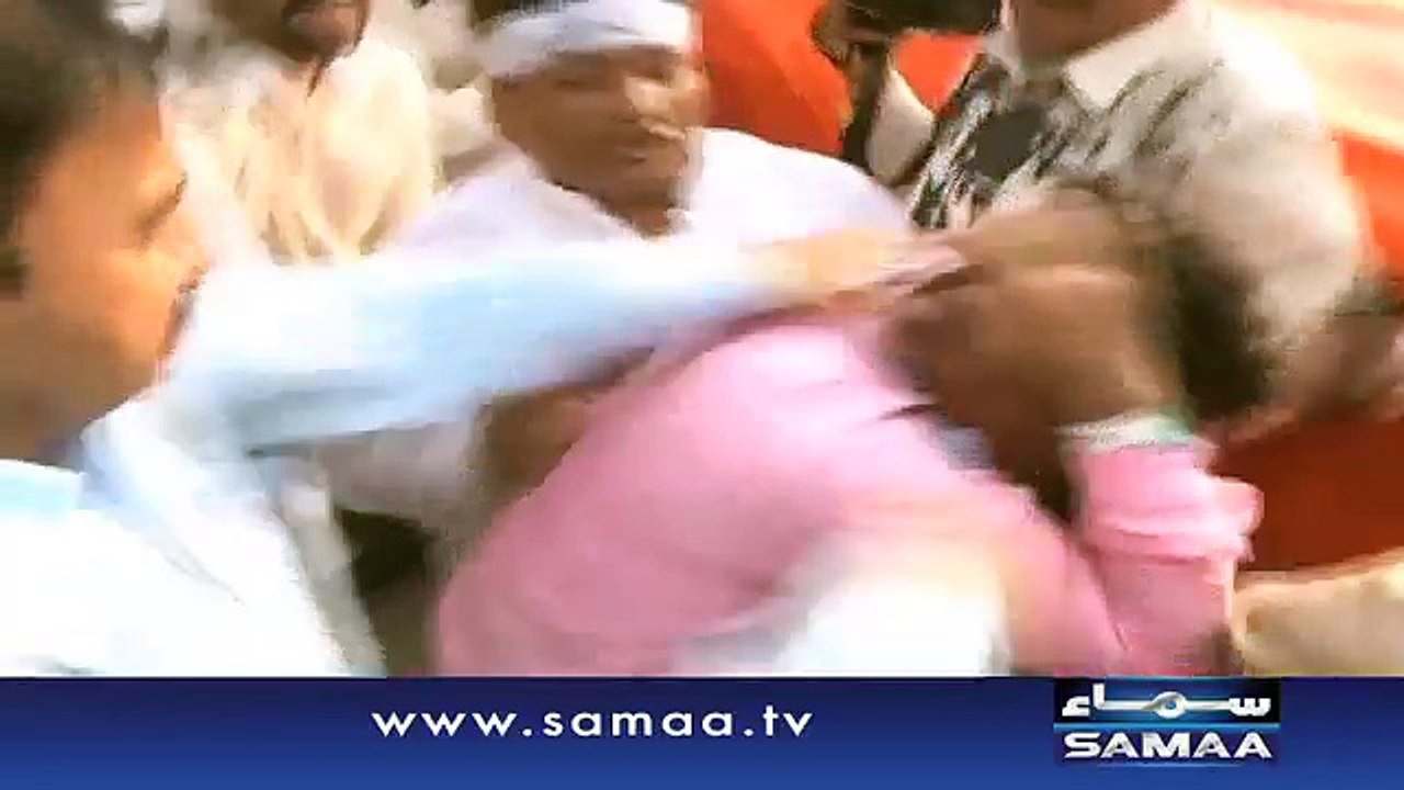 Gullu Bu tt's brother as saulted by new PML-N force