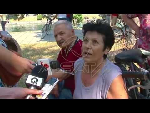 Zjarr në qendër të Strugës, digjen 7 shtëpi