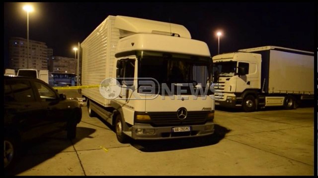 Ora News - Kapet plot 700 kg kanabis në portin e Durrësit, pranga kamionistit