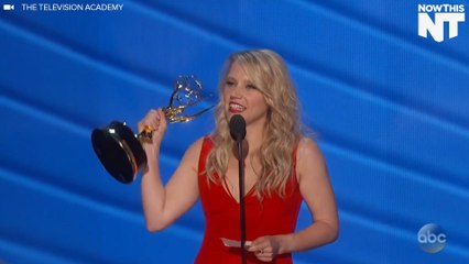 Kate McKinnon Thanks Hillary Clinton For Her Emmy