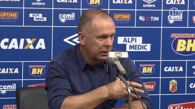 Mano Menezes elogia nível do clássico e 'explica' recuperação do Cruzeiro no segundo tempo