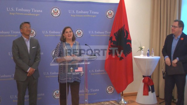 Report TV - Nuland: Lu e Vlahutin kanë bërë propozim të ri për drejtësinë