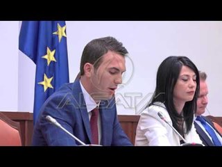 Ambasadori sllovak: Mos rrini duarkryq!