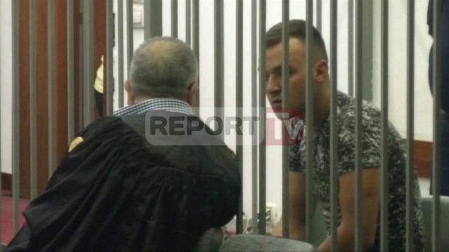 Report TV - Aksidentoi për vdekje nënën e 2 fëmijëve,gjykata burg 20-vjeçarit