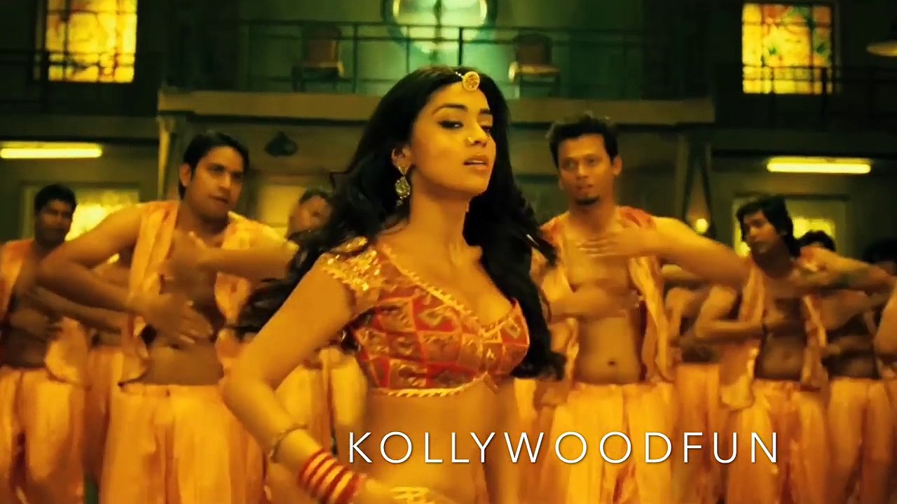 Shriya Saran Hot Show In Zila Ghaziabad [HD]-6cDXLIcinfc