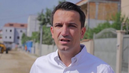 Report TV - Veliaj fton qytetarët: Lironi trotuaret tërhiqni avllitë e muret 1-2 metra