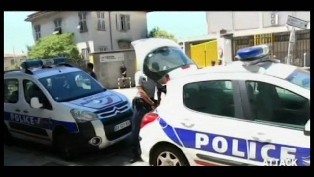 ISIS MERR PERSIPER SULMIN NE NICE KU U VRANE 84 NJEREZ, ARRESTOHEN 5 PERSONA LAJM