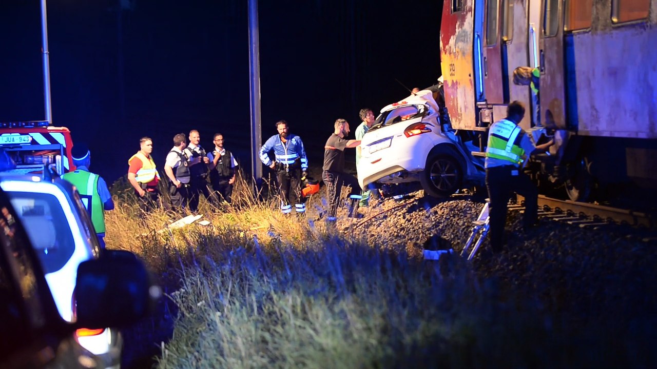 Accident entre un train et un véhicule à Frameries