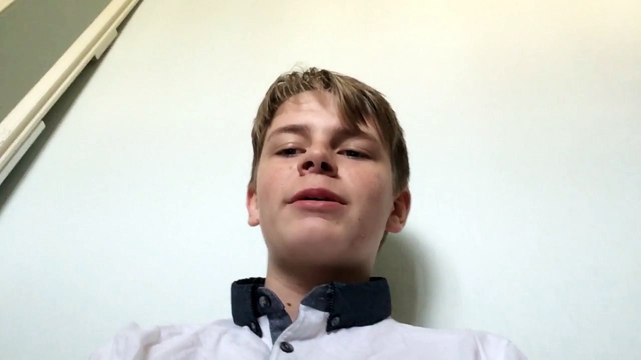 LYRIC PRANK ON SIRI!!!