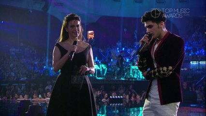 Top Music Awards 2016, Valbona Selinmllari dhe Butrint Imeri  prezantojne Cmimin Video of the Year