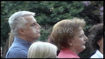 Ora News -  Rama: I bindur se të enjten do jenë 94 vota. PD po i bëhet mur BE e SHBA