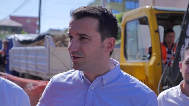 Report TV - Punimet për rrjetin e ujësjellësit në Njësinë 4, Veliaj: Kurseni ujin