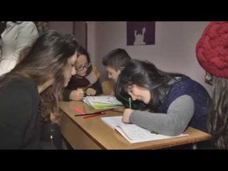 Report TV - "Fëmijëve me aftësi të kufizuar do u hiqet pagesa prej 9700 lekë"