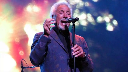 Tom Jones - Green, Green Grass of Home - São Paulo - Brasil - 13 set 2016