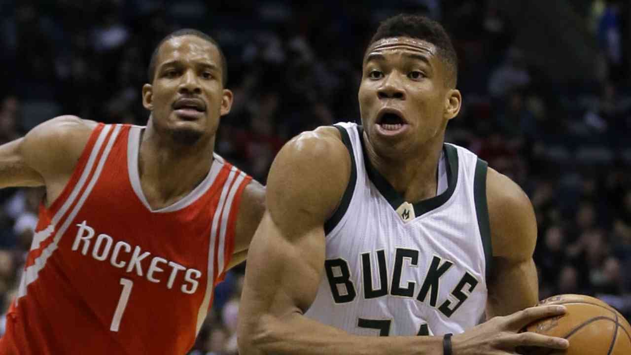 Gardner: Bucks Extend Antetokounmpo