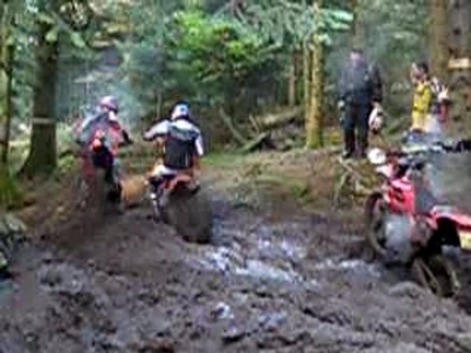enduro bourbier
