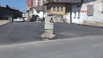 Sivas - Telefon Santrali Yol Ortasında Kaldı