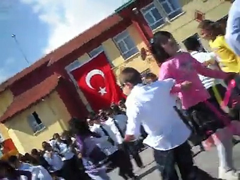 2 23 nisan oyun