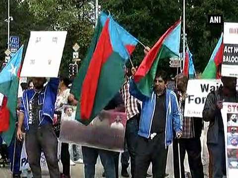 Baloch activists protest against Pak atrocities outside UN office