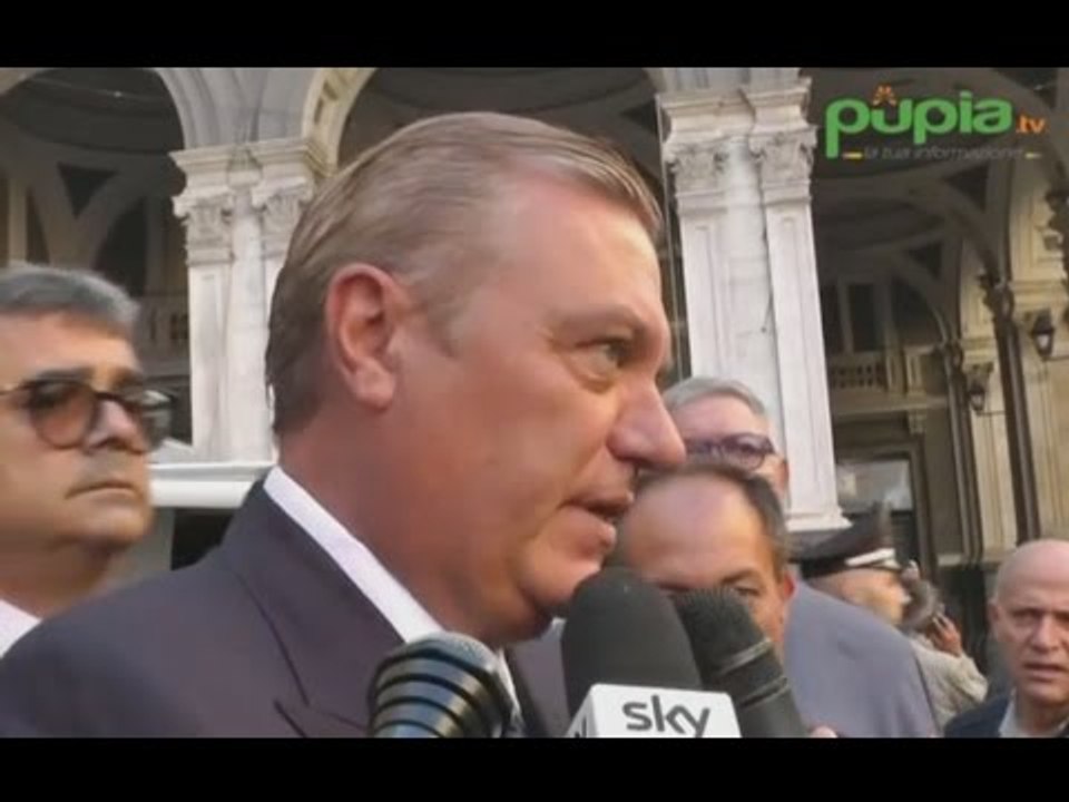 Napoli - San Gennaro, si ripete il miracolo. Carlo di Borbone al Duomo (19.09.16)