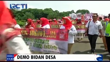 Ribuan Bidan Desa Demo Tuntut Jadi PNS