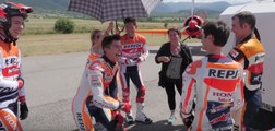 VÍDEO: ¡Cómo se lo pasan los pilotos de Repsol rodando un anuncio!